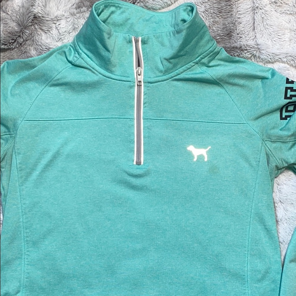 VS Pink Ultimate Half Zip